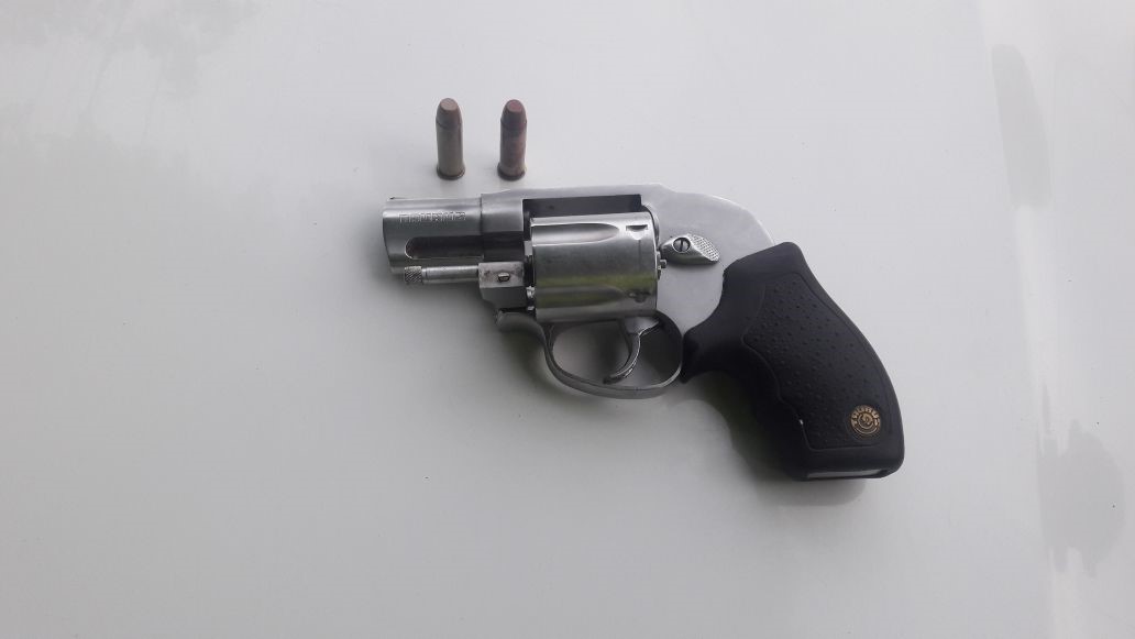 Capturado en flagrancia por fabricación, porte o tráfico de armas de fuego o municiones