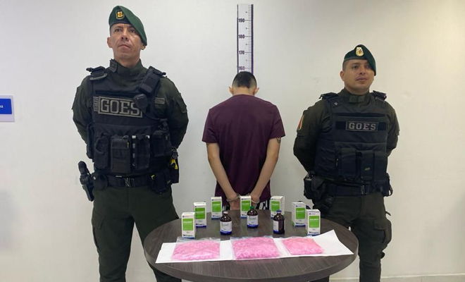 Un hombre fue capturado en el barrio El Rubí con 800 pastillas de 2CB "Tusi" y 10 frascos químicos avaluados en más de treinta millones de pesos.