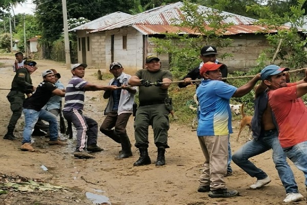 La actividad de participación cívica fue un ejemplo de unión comunitaria.
