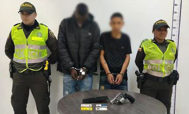 Policía frustró el hurto de una motocicleta mediante atraco con arma de fuego en Villavicencio