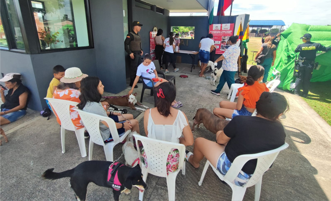 Más de 200 animales domésticos recibieron atención médica veterinaria en las instalaciones del CAI, promoviendo la protección por los animales en la región