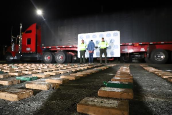 271 kilos de clorhidrato de cocaína, incautados en vías de Caldas