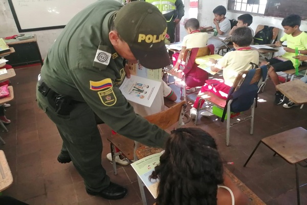 Programa DARE Policía Atlántico