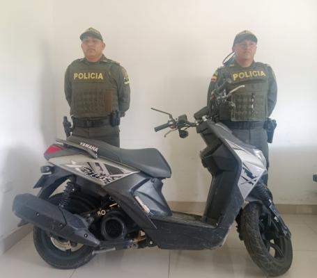 Uniformados de la Policía Nacional logran la recuperación de una motocicleta 