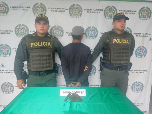 En Quimbaya capturan un hombre con un arma de fuego