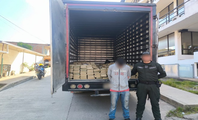 Captura e incautaci&oacute;n de dos toneladas de marihuana