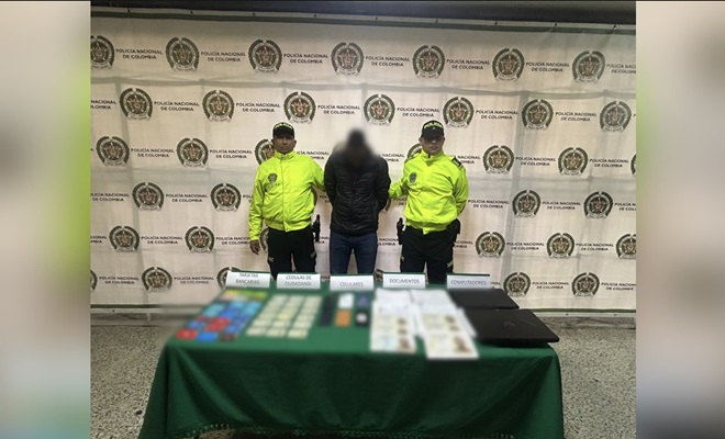 Capturado Hacker en Medellin elementos incautados