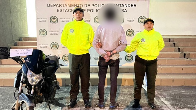 Capturado con motocicleta hurtada