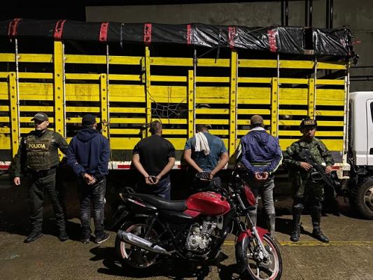 Capturados cuatro hombres por hurto y extorsión en El Dorado, Meta