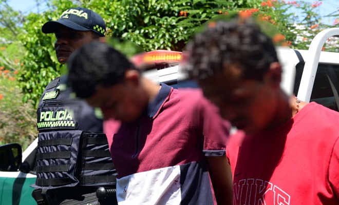 Capturados en flagrancia a dos hombres por el delito de hurto calificado, logrando la recuperación de cuatro millones de pesos