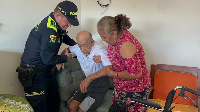 Familia beneficiada de las ayudas