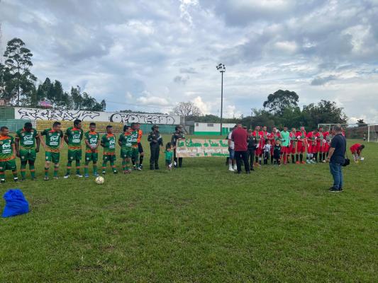 la paz se juega en equipo