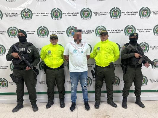 Capturado-por-el-delito-de-porte-ilegal-de-armas-de-fuego