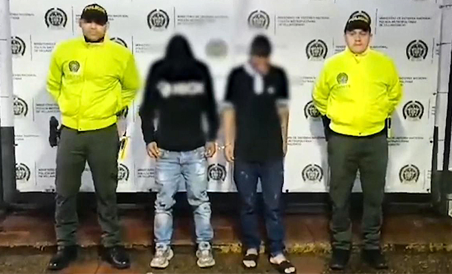 Las autoridades los señalan como presuntos responsables de un hurto mediante atraco con arma de fuego a un establecimiento comercial en el barrio La Reliquia.