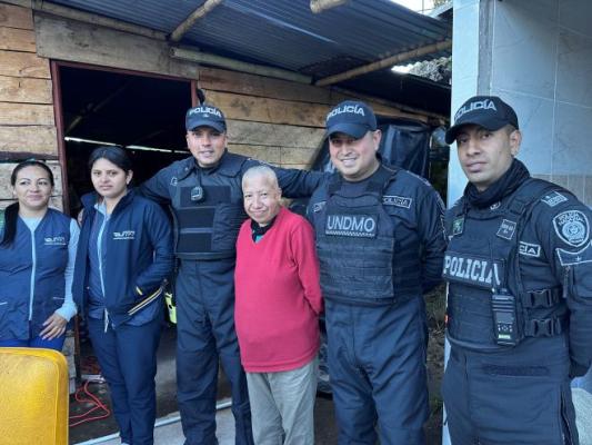 La Policía Nacional fortalece lazos con adultos mayores 