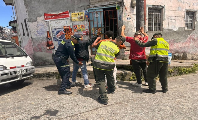 Cinco personas capturadas, 132 armas incautadas y más de 800 ciudadanos beneficiados con campañas preventivas.