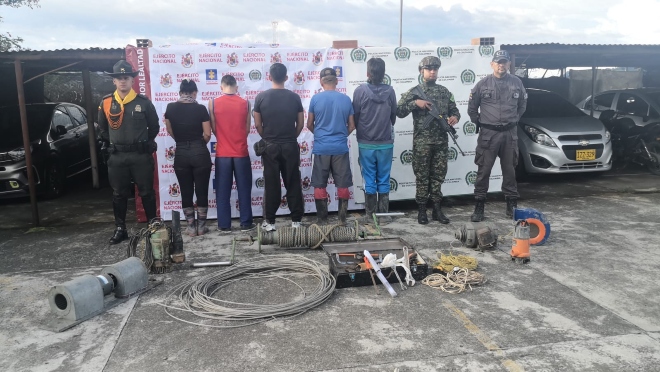 Se destruyó maquinaria avaluada en más de $110 millones de pesos y se capturaron cinco personas 