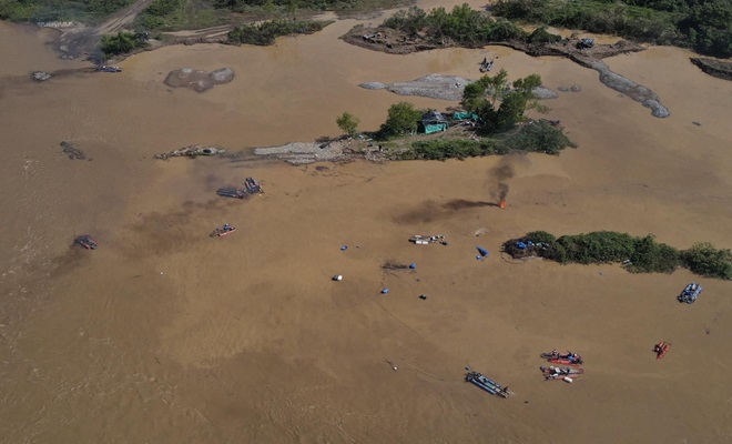 La Policía Nacional y Fuerzas Militares golpean la minería ilícita en el Cauca