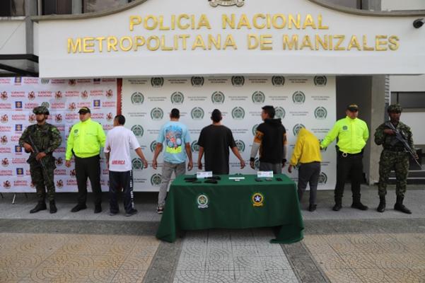 En allanamientos capturaron  a cinco ciudadanos