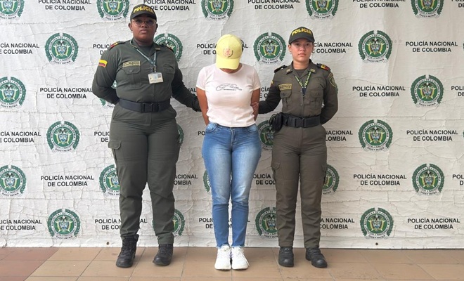 Policía captura a mujer que con una nueva identidad permaneció 20 años prófuga de la justicia