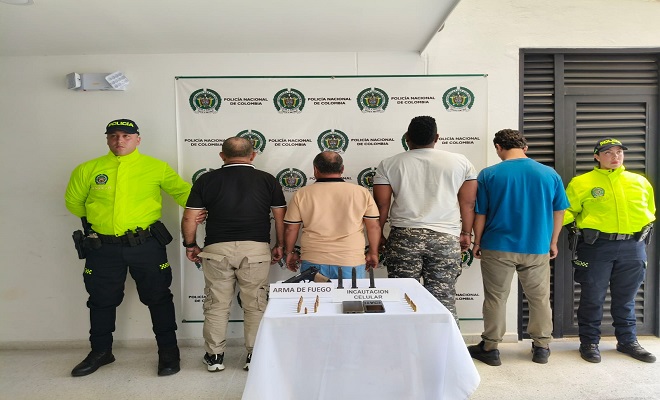 Policías con cuatro capturados en el backing institucional 