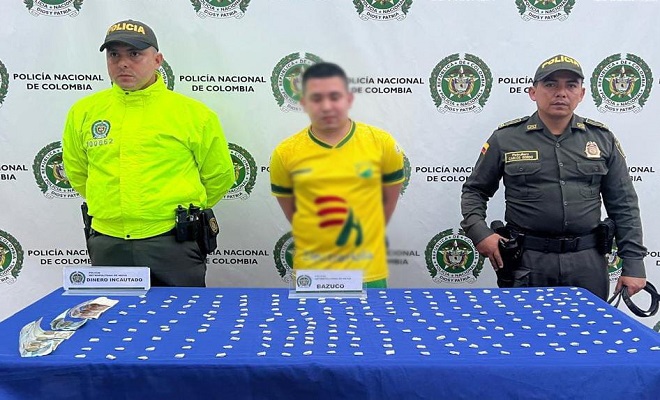 La Policía Nacional, incauta bazuco en la comuna 6 de la capital Opita