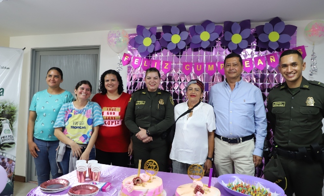 Después de 30 años, el anhelo de volver a ver a sus tres hijas se hizo realidad