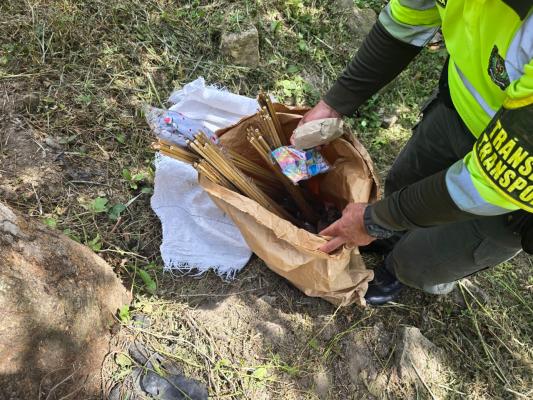 La Policía Nacional refuerza los controles contra el transporte ilegal de pirotecnia en Caldas