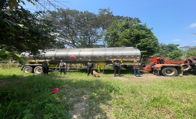 Fotografía del semirremolque recuperado