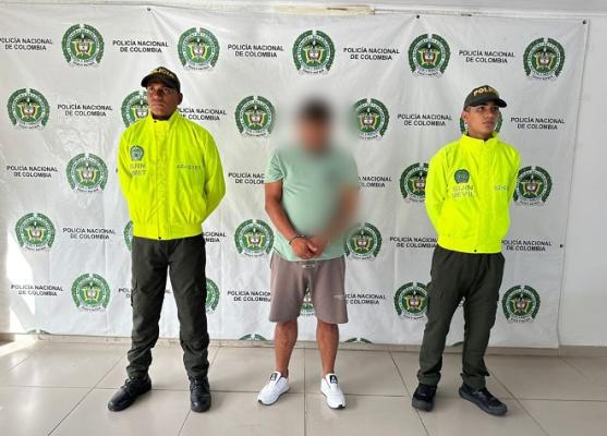 Sujeto que pretendió burlar con una identificación falsa, era buscado por hurto calificado y agravado