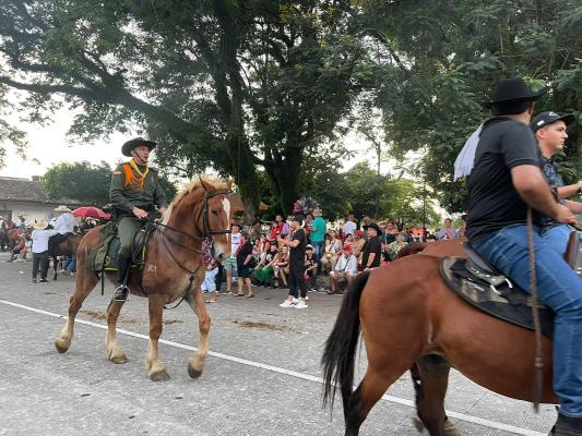 Acompañamiento a la cabalgata