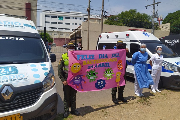 Acompañamos-a-los-bacteriólogos-en-su-día-en-Valledupar