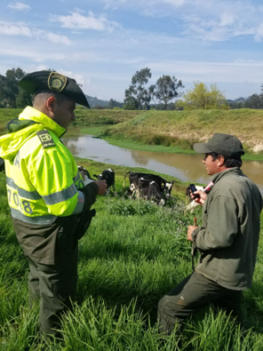 policia-ambiental-protegiendo-el-recurso-hidrico