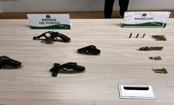 Un revolver, un arma modificada y dos armas traumáticas incautadas a "Los Tibabuyes"