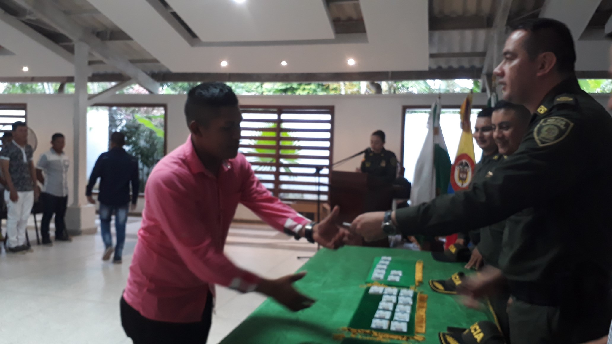  Comandante de la policía agradeció a sus familiares la confianza depositada en la institución