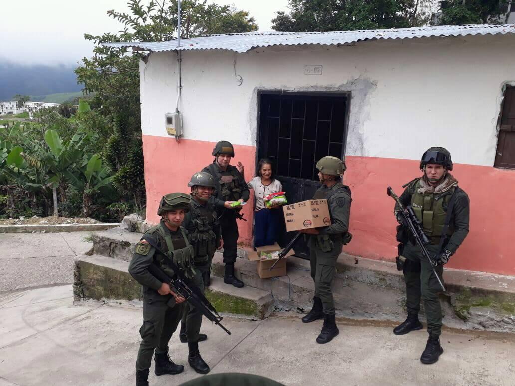 ayuda-comunitaria-en-san-calixto1