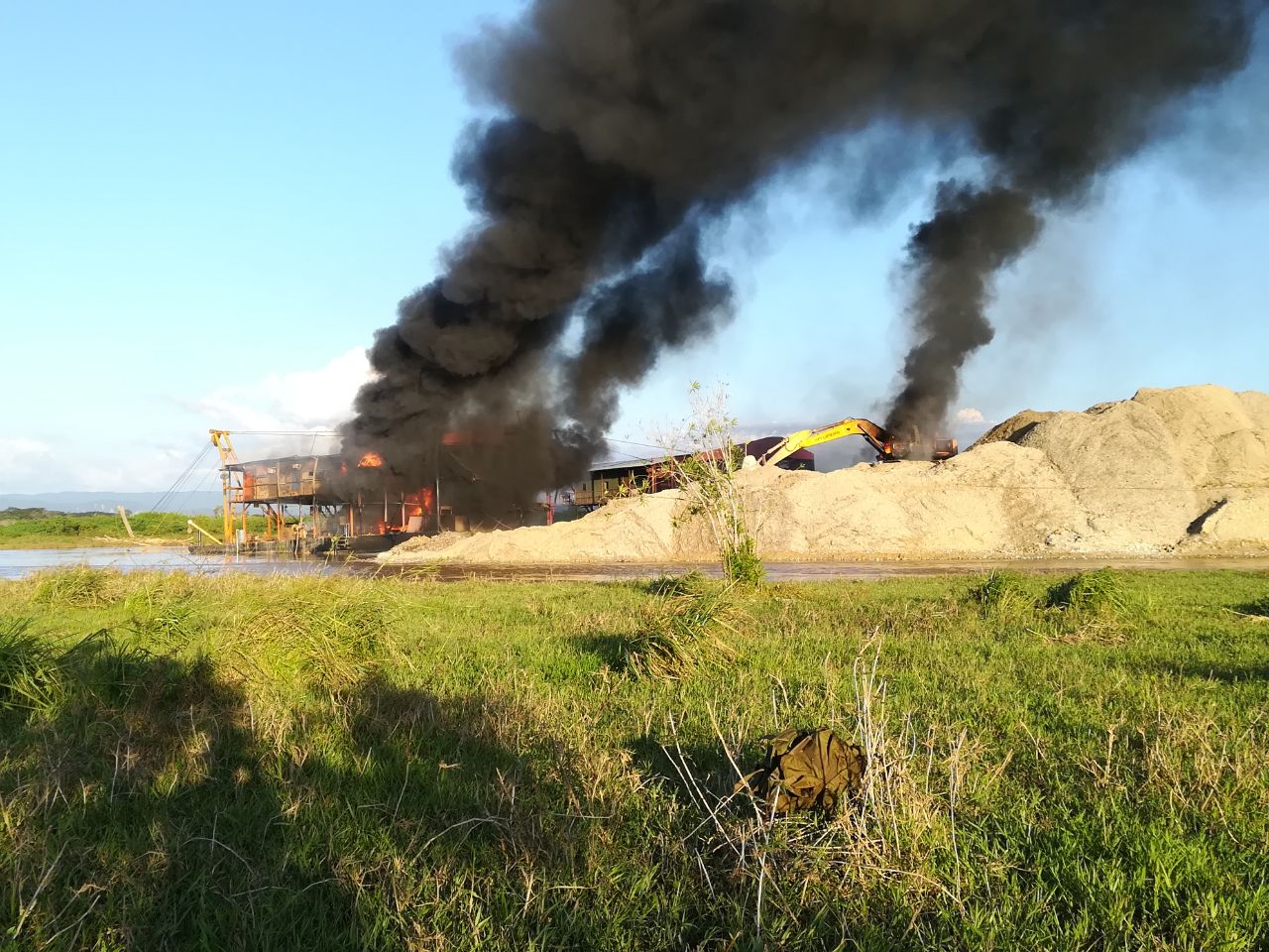 Duro-golpe-a-la-minería-ilegal-en-los-municipios- del-Bagre-y-Segovia-en-el-departamento-de-antioquia-3