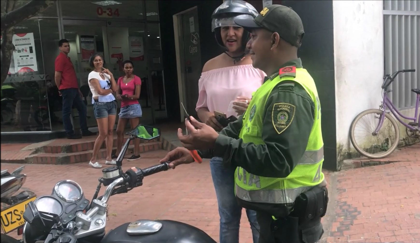 No demos la oportunidad a los ladrones de motocicletas