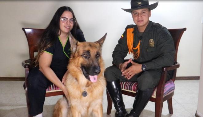 Subintendente de la Policía en Cali, entrenó a un canino para salvar la vida de su cuidadora
