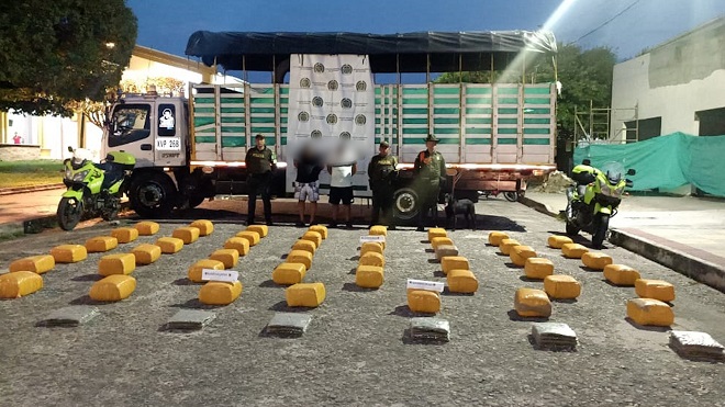 Capturados por el delito de porte de estupefacientes.