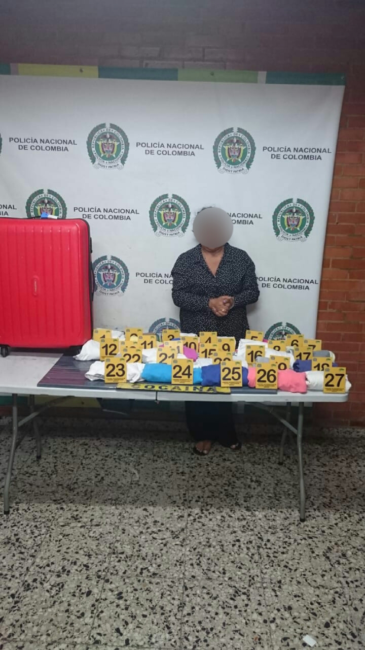 Capturada-mujer-que-pretendía-viajar-a-España-con-12-kilos-de-cocaína-en-su-equipaje