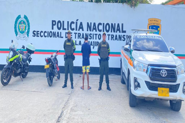 La Policía Nacional captura a una persona que presuntamente hurtaba motocicletas en Riohacha