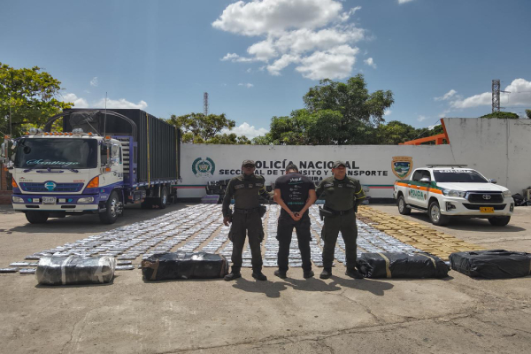 Golpe certero al narcotráfico en vías de la Guajira