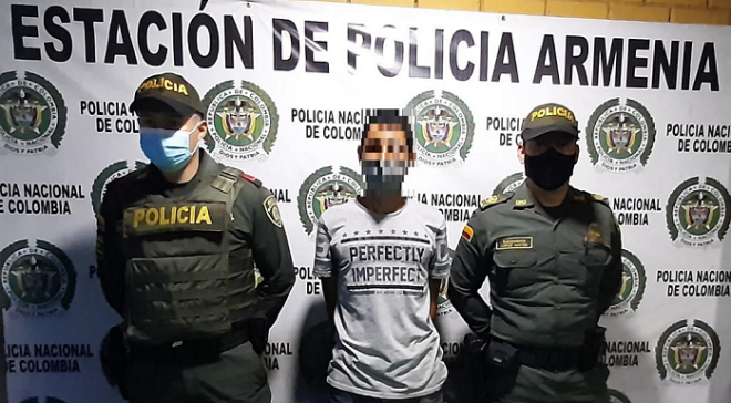 capturado por dañar una puerta e ingresar a una vivienda
