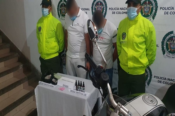 Dos capturados con droga sintética