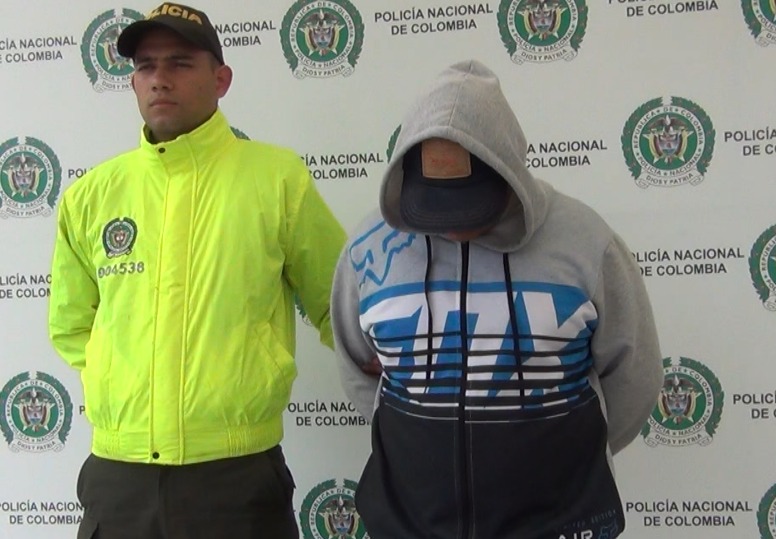 HOMBRE CONOCIDO COMO ESCROCHIS