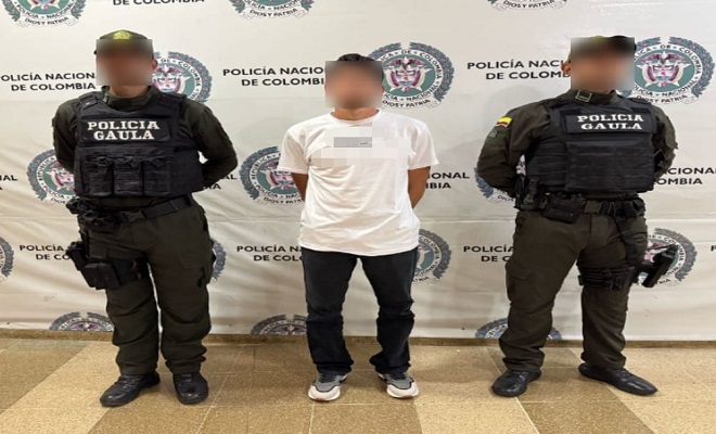 La captura se logró en el momento en que el extorsionista reclamaba el dinero