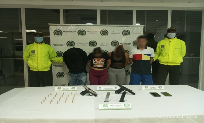 En ofensiva contra el homicidio, capturadas cuatro personas en poder de dos pistolas y 24 cartuchos