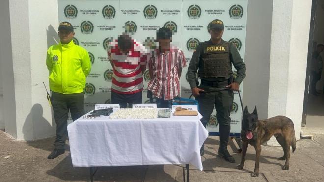 Se le incauto estupefacientes y armas traumáticas las cuales en ocasiones alquilaban para comer hurto.