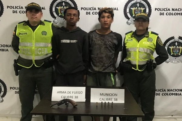 Capturamos-a-dos-personas-con-un-arma-de-fuego-y-cinco-cartuchos